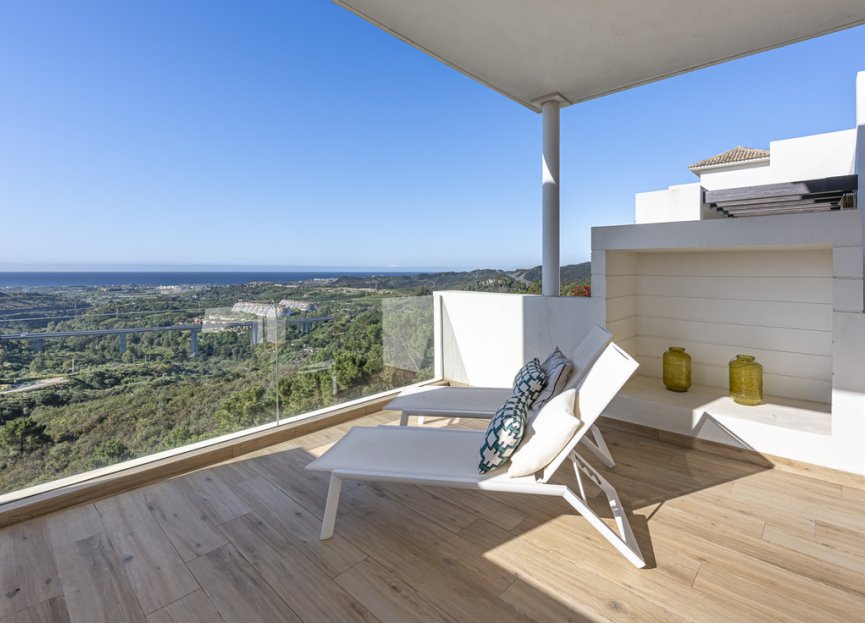 Resale - Apartment - Middle Floor Apartment - Benahavís - Benahavís Centro