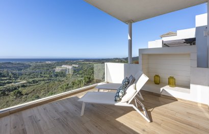 Resale - Apartment - Middle Floor Apartment - Benahavís - Benahavís Centro