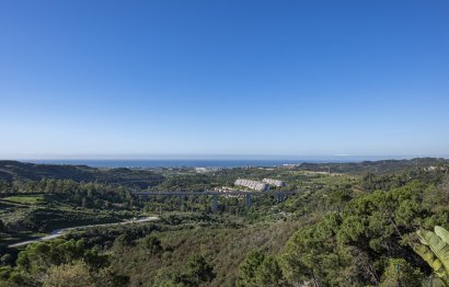 Resale - Apartment - Middle Floor Apartment - Benahavís - Benahavís Centro