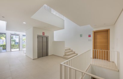 Resale - Apartment - Middle Floor Apartment - Benahavís - Benahavís Centro