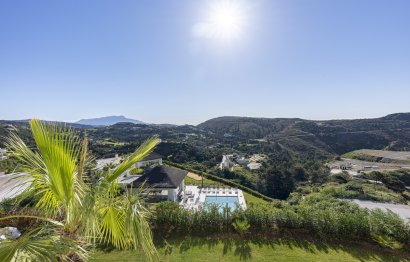 Resale - Apartment - Middle Floor Apartment - Benahavís - Benahavís Centro