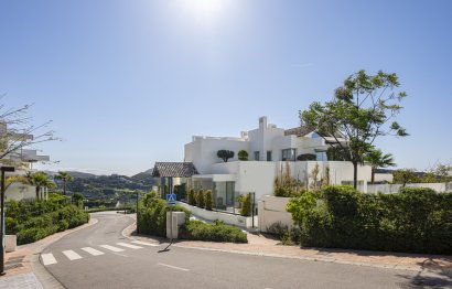 Resale - Apartment - Middle Floor Apartment - Benahavís - Benahavís Centro