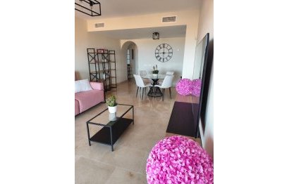Resale - Apartment - Top Floor Apartment - Manilva - La Duquesa