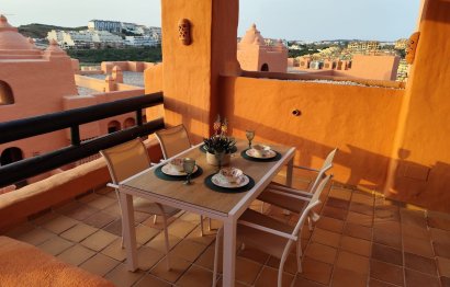 Resale - Apartment - Top Floor Apartment - Manilva - La Duquesa