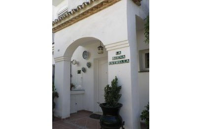 Resale - House - Townhouse - Estepona - Estepona Centro