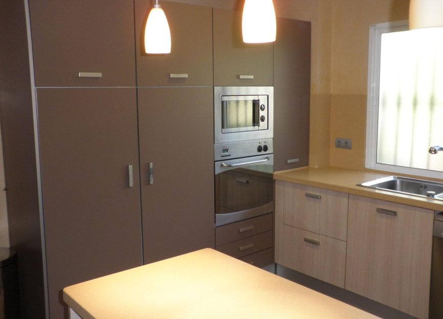 Resale - House - Townhouse - Estepona - Estepona Centro