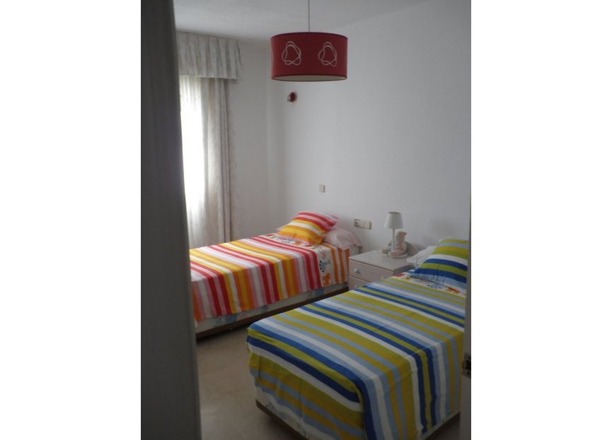 Resale - House - Townhouse - Estepona - Estepona Centro