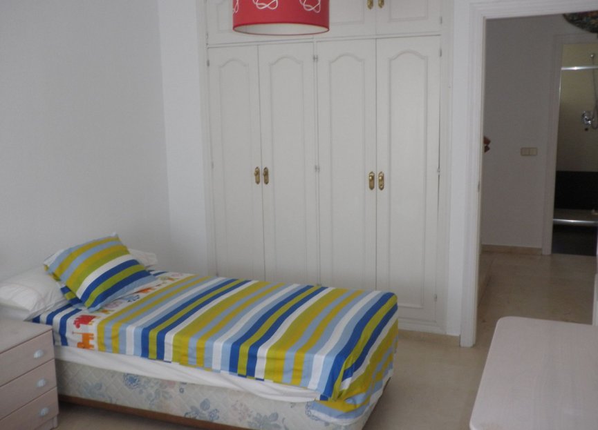 Resale - House - Townhouse - Estepona - Estepona Centro