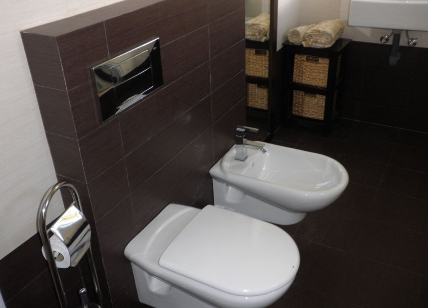 Resale - House - Townhouse - Estepona - Estepona Centro