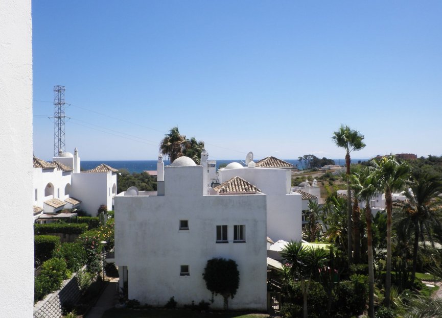Resale - House - Townhouse - Estepona - Estepona Centro