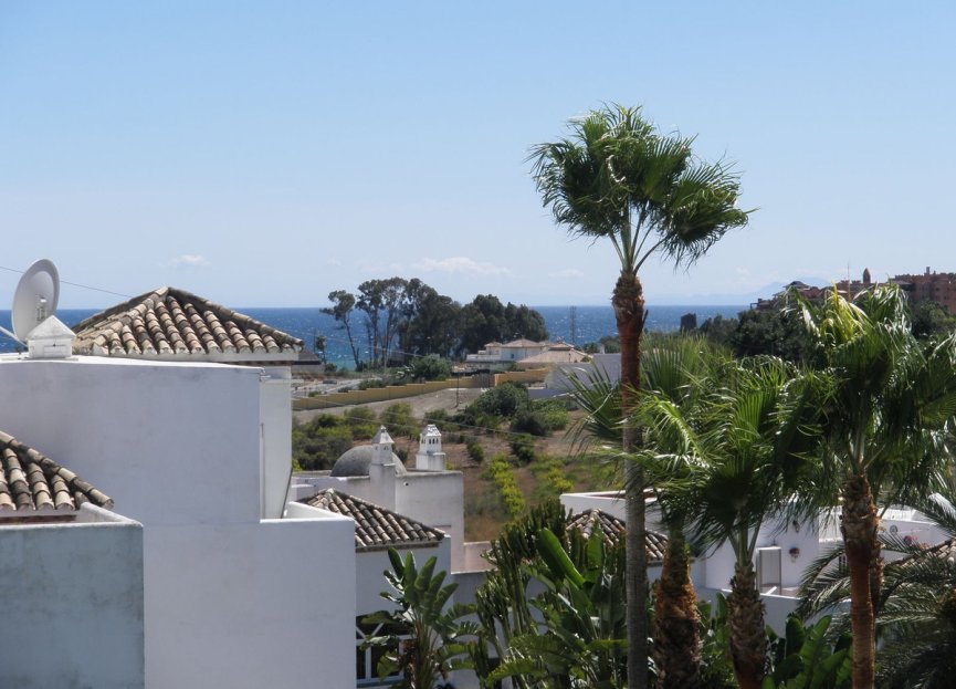 Resale - House - Townhouse - Estepona - Estepona Centro
