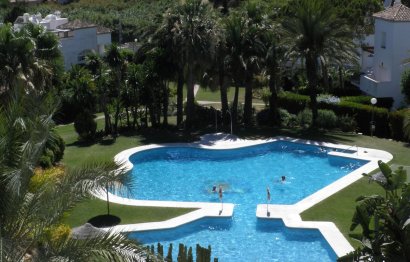 Resale - House - Townhouse - Estepona - Estepona Centro