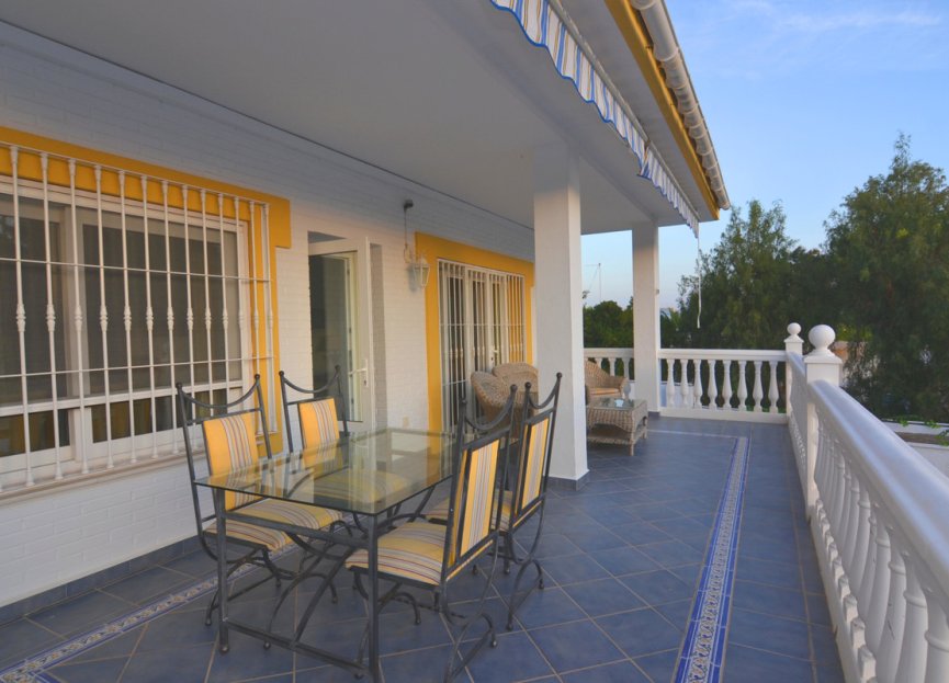 Resale - House - Detached Villa - Benalmádena - Torremuelle