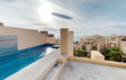 Resale - Apartment - Penthouse Duplex - Estepona - Estepona Centro