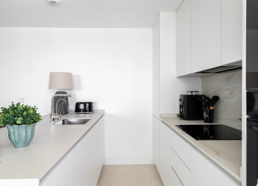 Resale - Apartment - Middle Floor Apartment - Fuengirola - Higueron