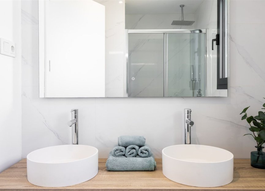 Resale - Apartment - Middle Floor Apartment - Fuengirola - Higueron