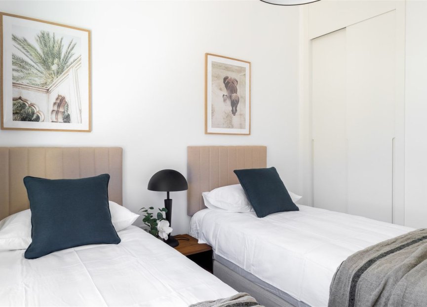 Resale - Apartment - Middle Floor Apartment - Fuengirola - Higueron