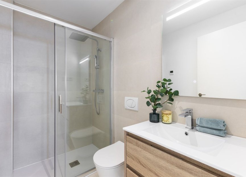 Resale - Apartment - Middle Floor Apartment - Fuengirola - Higueron