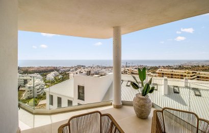 Resale - Apartment - Middle Floor Apartment - Fuengirola - Higueron