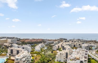 Resale - Apartment - Middle Floor Apartment - Fuengirola - Higueron