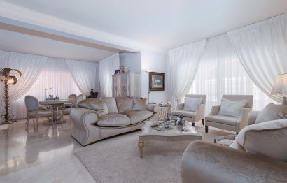 Resale - House - Detached Villa - Marbella - Marbella Centro