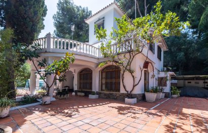 Resale - House - Detached Villa - Marbella - Marbella Centro