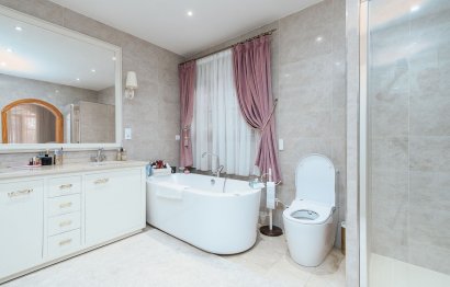 Resale - House - Detached Villa - Marbella - Marbella Centro