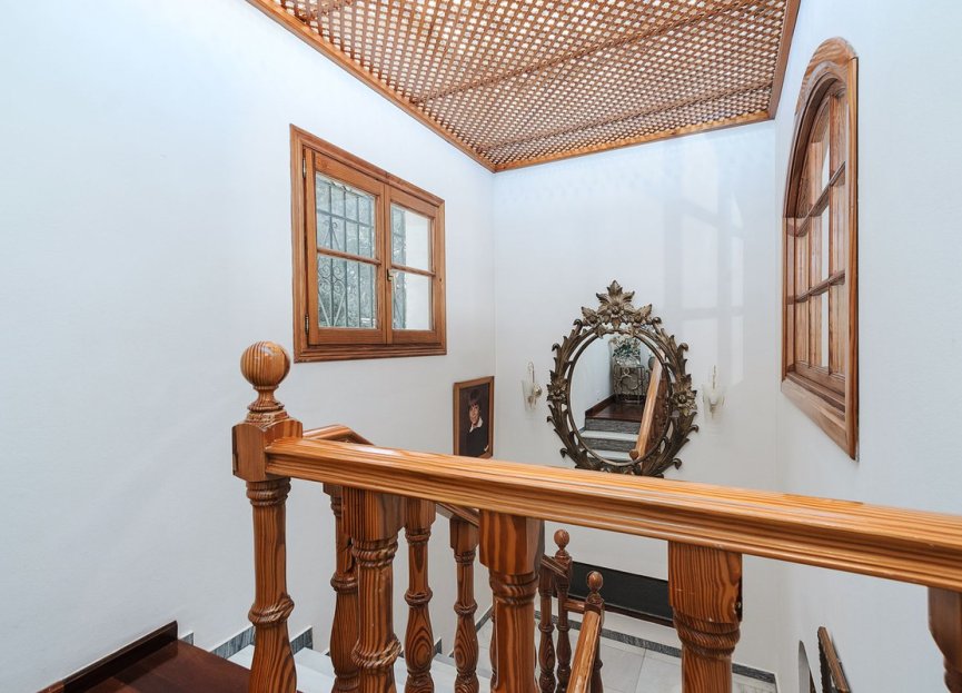 Resale - House - Detached Villa - Marbella - Marbella Centro