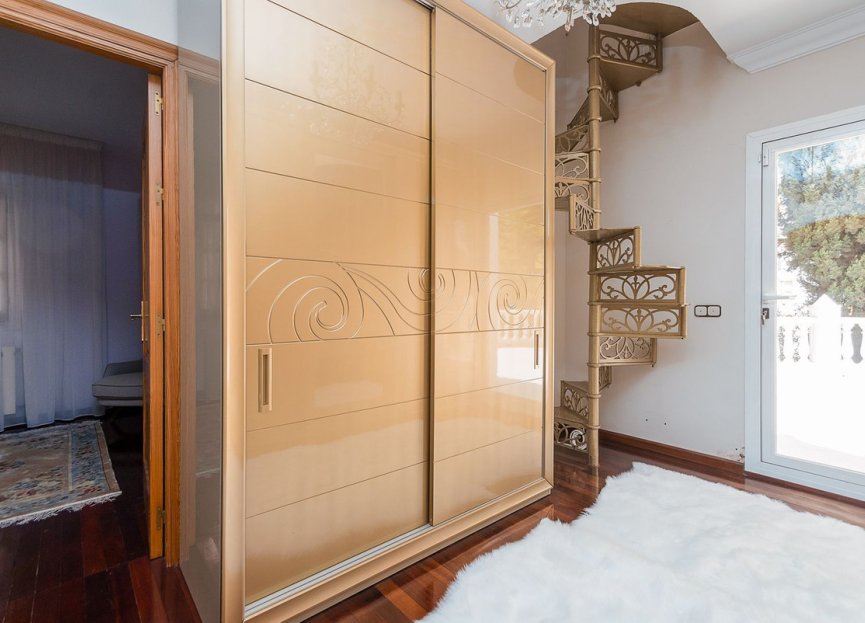 Resale - House - Detached Villa - Marbella - Marbella Centro