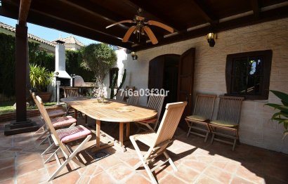 Resale - House - Detached Villa - Marbella - Nueva Andalucia