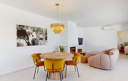 Resale - House - Detached Villa - Estepona - Estepona Centro