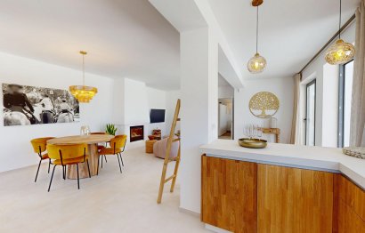 Resale - House - Detached Villa - Estepona - Estepona Centro