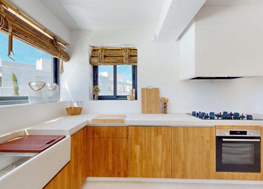 Resale - House - Detached Villa - Estepona - Estepona Centro