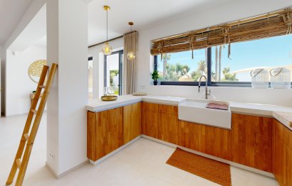 Resale - House - Detached Villa - Estepona - Estepona Centro