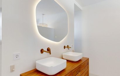 Resale - House - Detached Villa - Estepona - Estepona Centro