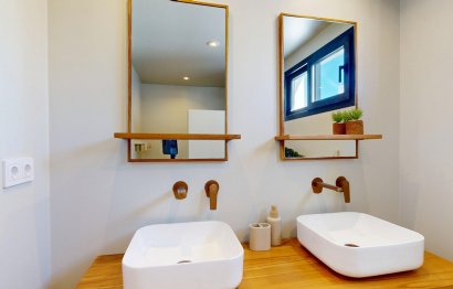 Resale - House - Detached Villa - Estepona - Estepona Centro