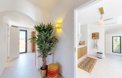 Resale - House - Detached Villa - Estepona - Estepona Centro