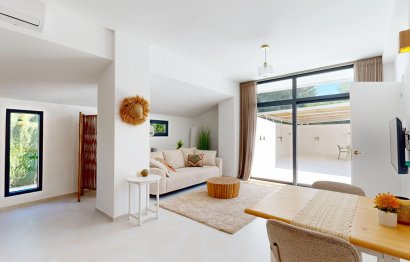 Resale - House - Detached Villa - Estepona - Estepona Centro