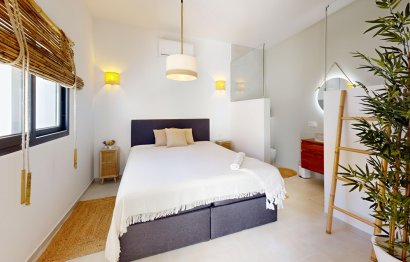 Resale - House - Detached Villa - Estepona - Estepona Centro