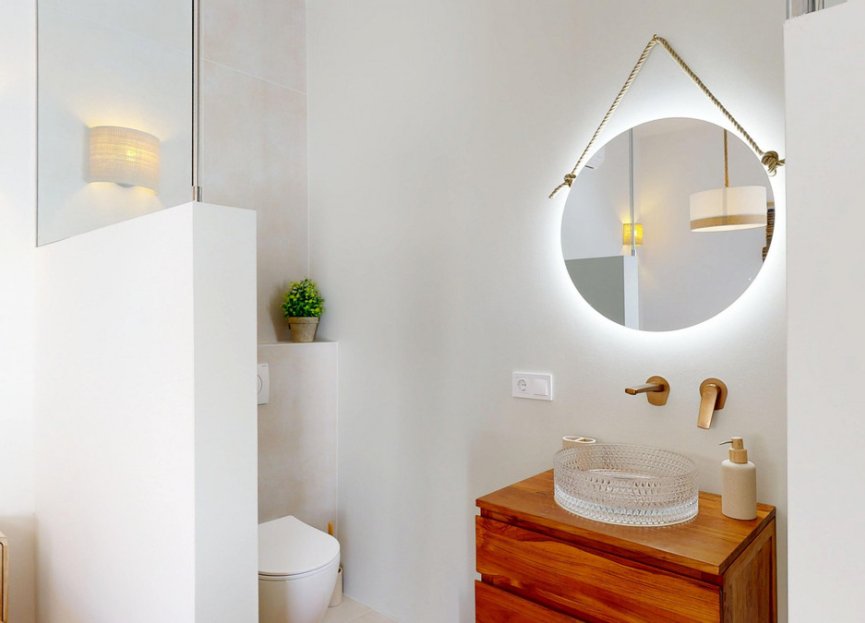 Resale - House - Detached Villa - Estepona - Estepona Centro