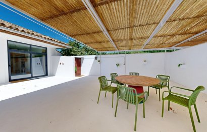 Resale - House - Detached Villa - Estepona - Estepona Centro