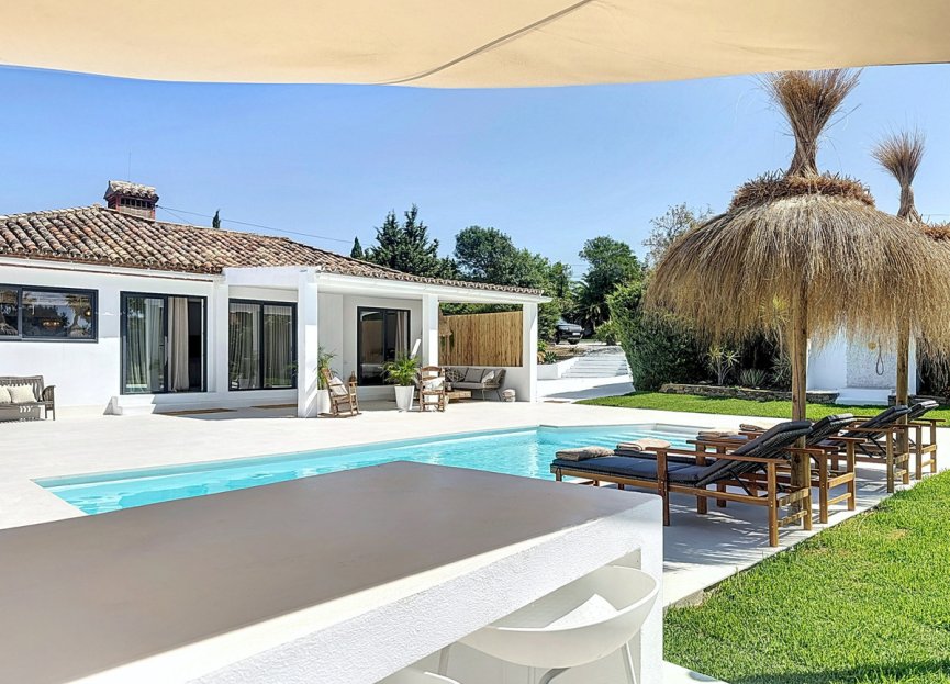 Resale - House - Detached Villa - Estepona - Estepona Centro