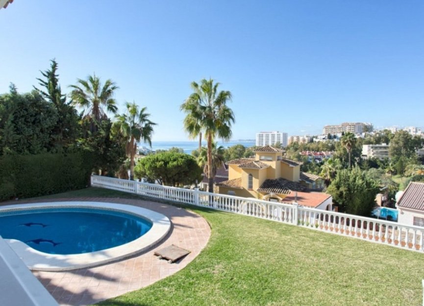 Resale - House - Detached Villa - Benalmádena - Torrequebrada