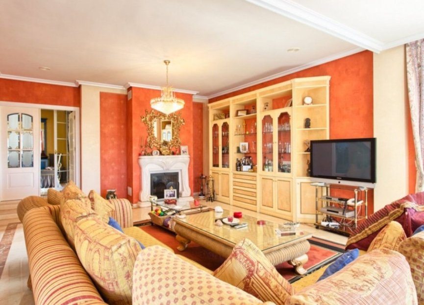 Resale - House - Detached Villa - Benalmádena - Torrequebrada