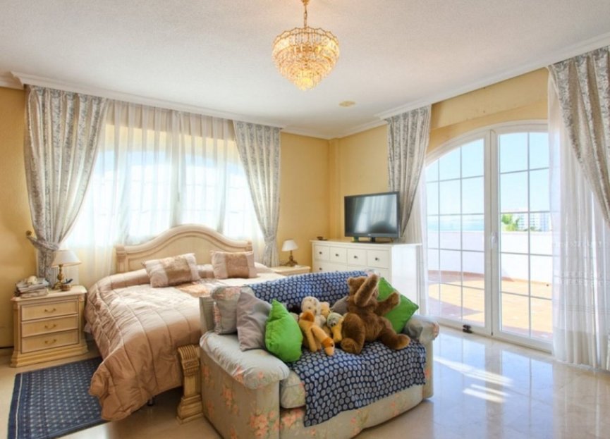 Resale - House - Detached Villa - Benalmádena - Torrequebrada