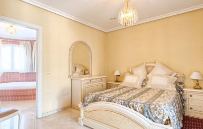 Resale - House - Detached Villa - Benalmádena - Torrequebrada