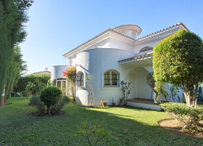 Resale - House - Detached Villa - Benalmádena - Torrequebrada