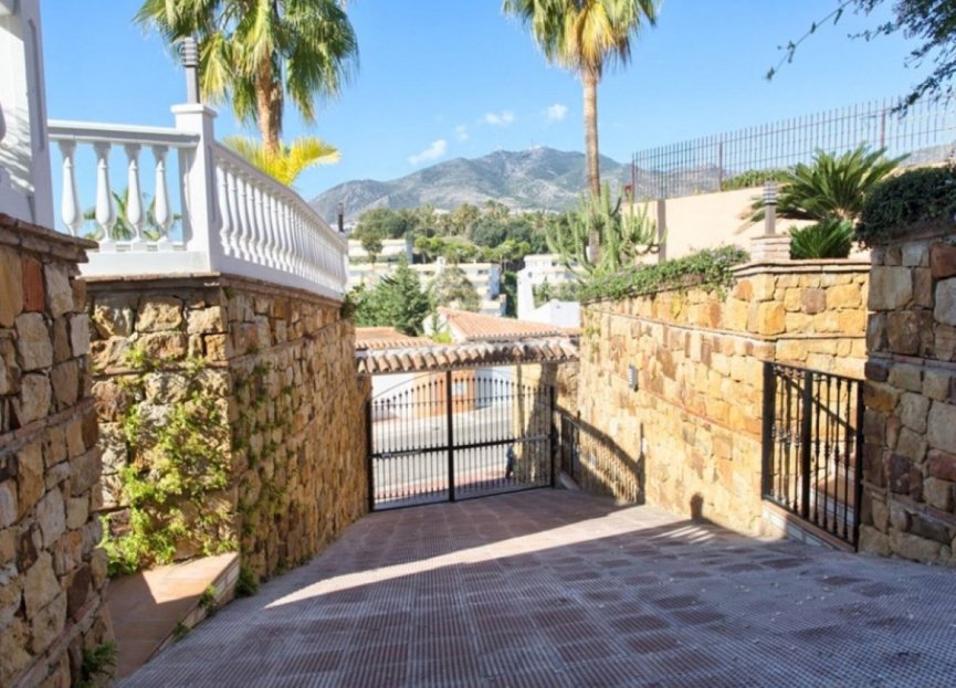 Resale - House - Detached Villa - Benalmádena - Torrequebrada