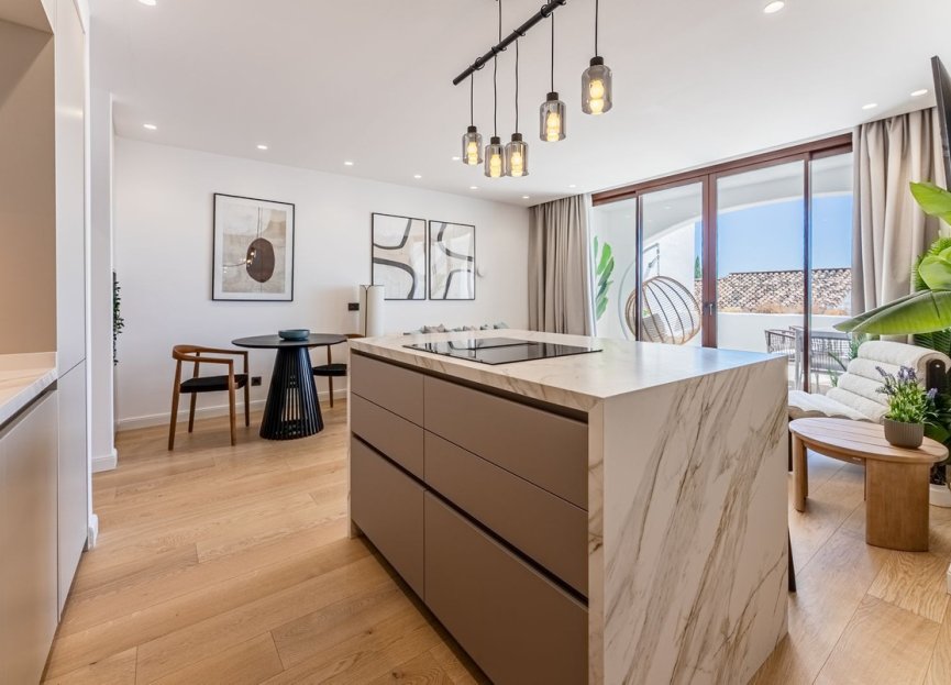 Resale - House - Townhouse - Benahavís - Benahavís Centro