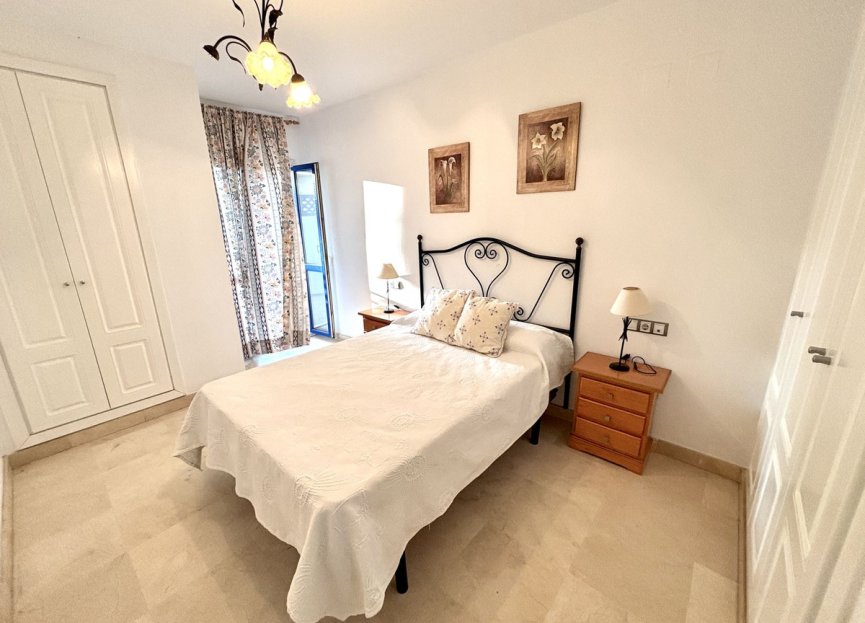 Reventa - Ground floor apartment - Estepona - Estepona Centro